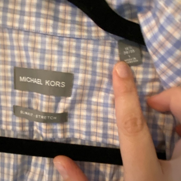 SOLD❌Michael Kors Button Up - Picture 3 of 3